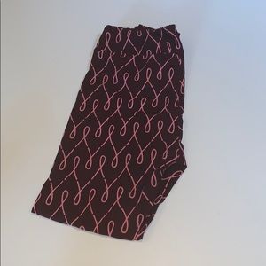 Lularoe breast cancer awareness leggings TC